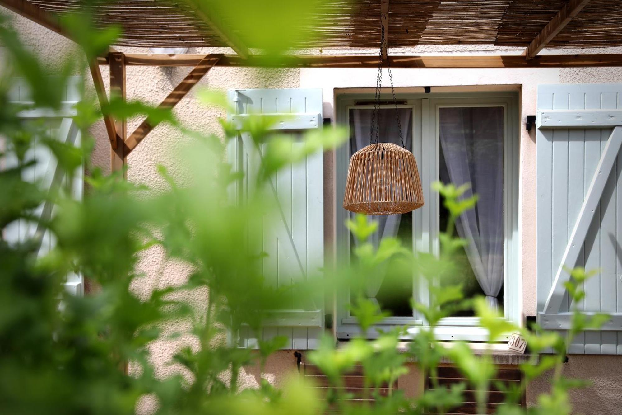 Gite " O Paradis" Douelle Exterior foto